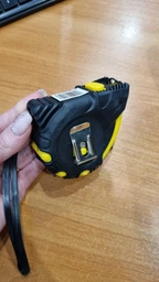 Рулетка магнітна фіксатор + гальмо 5 м x 19 мм Sigma (3823051)