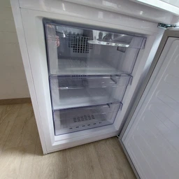 Холодильник Beko RCNA366K40WN (7220891) фото від покупців 15