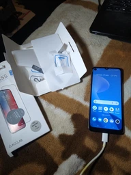 Защитное стекло для смартфона Realme 8/8 Pro ACCLAB 9H Black (1283126523205) фото от покупателей 2
