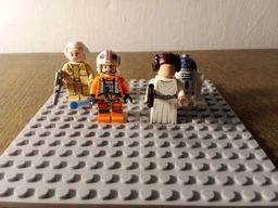 Lego Star Wars Истребитель X-wing Люка Скайвокера 75301 фото от покупателей 3