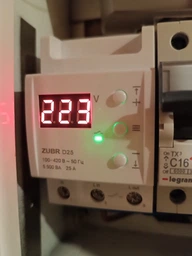 Реле напруги ZUBR R116y однофазний розетковий захист 16А з термозахистом (4820120220210) фото от покупателей 1