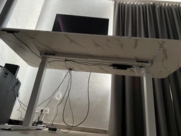 Стіл-Смарт з електрорегульованою висотою iDesk USB LUXURY Light фото від покупців 3
