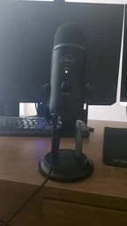 Микрофон Blue Microphones Yeti Silver фото от покупателей 2