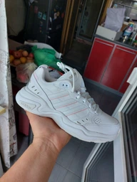 Жіночі кросівки Adidas Strutter GX0671 40.5 (7UK) 25.5 см Ftwwht/Sabemt/Halsil (4065418991520) фото від покупців 5