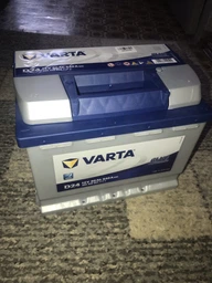 Автомобільний акумулятор Varta Blue Dynamic 60А Ев (-/+) D24 (540EN) (560408054)