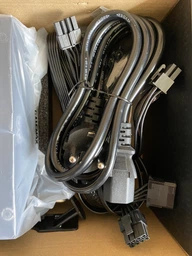 Блок питания компьютерный GameMax GP-750 750Вт фото от покупателей 15