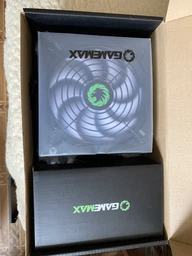 Блок питания компьютерный GameMax GP-750 750Вт фото от покупателей 14