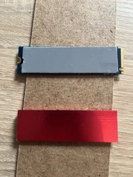 SSD диск Kingston NV2 2TB M.2 2280 NVMe PCIe 4.0 x4 (SNV2S/2000G)