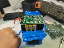 УМБ Павербанк 60000 mAh 2Project з ліхтариком, PD + QC - Зарядка для телефону ноутбука роутера планшета, Портативна батарея Powerbank Зовнішній акумулятор + Подарунок USB-лампочка фото від покупців 1