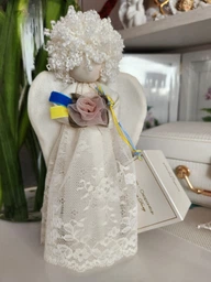 Лялька ручної роботи Ivanka Present Янгол Охоронець Сім'ї і Дому з Прапором України 20 см сувенір з України фото від покупців 4