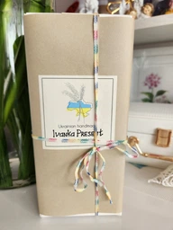 Лялька ручної роботи Ivanka Present Янгол Охоронець Сім'ї і Дому з Прапором України 20 см сувенір з України фото від покупців 3