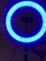 Кільцева світлодіодна кольорова лампа RGB LED MJ26 Набір блогера Селфі кільце зі штативом Мультиколор 26 см фото від покупців 19
