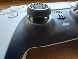 Силіконові накладки на аналогові стики Honson для джойстика PS5 Dualsense чорні з білою окантовкою 2 шт. фото від покупців 12