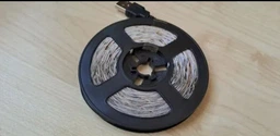 USB Світлодіодна LED стрічка SMD2835 гнучка самоклеюча 5 вольт від повербанку. ЮСБ економна лампа світильник нейтральне біле світло від Power Bank 3 метри фото від покупців 1