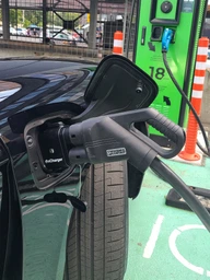 Монолітний адаптер CCS Combo 1 Combo 2 200 кВт DC для американських електромобілів Chevrolet Bolt, Hyundai Kona, Jaguar I-pace, Audi E-tron, Taycan, Ford Mach-E фото від покупців 5
