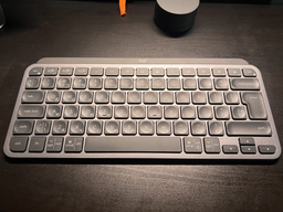 Клавіатура бездротова Logitech MX Keys Mini Wireless Illuminated UA Rose (920-010500) фото від покупців 8