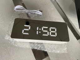 Настольные часы с будильником Beluck Mirror Clock 1 фото от покупателей 8