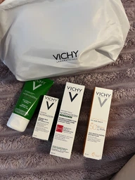 Набор Vichy Normaderm для коррекции недостатков жирной и проблемной кожи лица (5905076051633) фото от покупателей 12