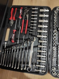 Набор инструментов 1/2" & 3/8" & 1/4", 233 ед., Cr-V STORM INTERTOOL ET-8233 фото от покупателей 1