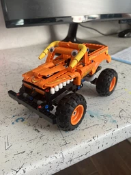 Конструктор Lego Technic Monster Jam El Toro Loco (42135) фото от покупателей 4