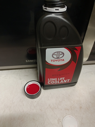 Антифриз концентрат Toyota Super Long Life Coolant 1 л Рожевий ...