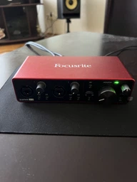 Аудиоинтерфейс Focusrite Scarlett 2i2 (3Gen) фото от покупателей 2
