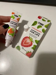 Бальзам для губ Tink Strawberry Увлажняющий 15 мл (4823109406889)
