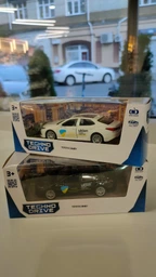 Машинка Toyota Camry Uklon Techno Drive 11 см — металева інерційна модель Таксі фото від покупців 1