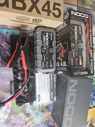Пусковое устройство Noco GBX45 Boost X 12V 1250A Jump Starter (1210000620064) фото от покупателей 2