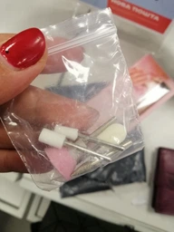 Мини фрезер для маникюра и педикюра со встроенным аккумулятором Flawless Salon Nails беспроводной Белый фото от покупателей 4