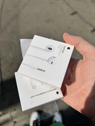 Наушники Apple iPhone EarPods with Mic 3.5 мм (MNHF2ZM/A)