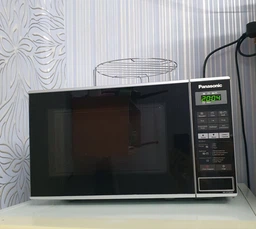 Мікрохвильова піч Panasonic NN-GT264MZPE фото від покупців 17