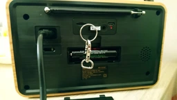 Мощное портативный FM радиоприемник под старину ретро КЕМАІ 5О5 ВТ ФМ радио проигрыватель с флешкой USB на аккумуляторе с пультом с блютуз Bluetooth, Светое дерево фото от покупателей 1
