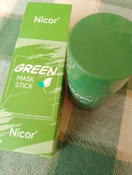 Очищаюча маска-стик проти чорних крапок та акне GREEN TEA 40 г