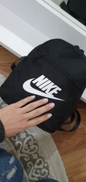 Рюкзак жіночий спортивний тканинний 6 л Nike Futura CW9301-629 Рожевий (197599077749) фото від покупців 1