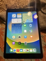 Планшет Apple iPad 10.2" 2021 Wi-Fi 64GB Space Gray (MK2K3RK/A) фото від покупців 15