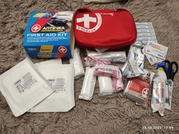 Аптечка медична автомобільна Poputchik Євростандарт згідно ТУ First Aid Kit м'який футляр (02-005-М) фото від покупців 1