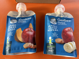 Упаковка Фруктово-овочевого пюре Gerber Яблуко Банан Полуниця для дітей із 6 місяців 90 г х 16 шт (8445290734204)