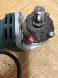 Кутова шліфувальна машина BOSCH PWS850-125, 850Вт, 125мм, антивібраційна рукоятка (0.603.3A2.70B)