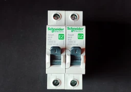 Автоматичний вимикач 1-полюсний Schneider Electric EZ9 1Р 40А Х-КА "В" EZ9F14140 фото від покупців 2