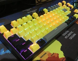 Набор кейкапов Hator First Ukrainian PBT keycaps UKR/ENG/rU White (HTS-136) фото от покупателей 1