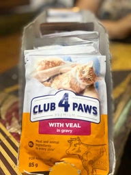 Вологий корм для кішок Club 4 Paws Premium Плюс з телятиною в соусі , 85 г фото від покупців 9