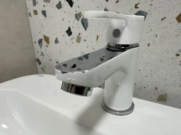 Смеситель для умывальника Ibergrif Square M11022 (IB0022)