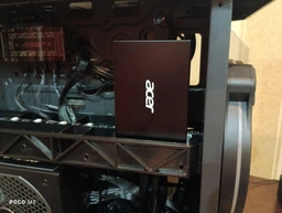 Накопичувач SSD Acer 2TB RE100 (BL.9BWWA.110) фото от покупателей 5