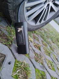 Автокомпресор портативний автомобільний компресор для авто підкачки шин і коліс автомобіля мотоцикла велосипеда акумуляторний з функцією Power bank автокомпресори на акумуляторі в машину мото вело компресори SBTR фото від покупців 2