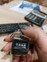 Ручний 4-розрядний лічильник, 0000-9999, металевий фото від покупців 1