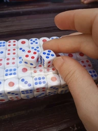 Кости Игральные 100 шт (10 мм) Кубики