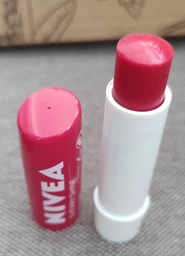 Бальзам-уход для губ NIVEA Cherry Shine 4.8 г (4006000002071) фото от покупателей 6