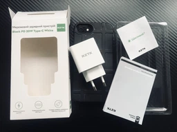 Сетевое зарядное устройство RZTK Block PD 20W Type-C White фото от покупателей 17