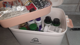 Велика пластикова аптечка-органайзер для медикаментів (CM062210білий) фото від покупців 2
